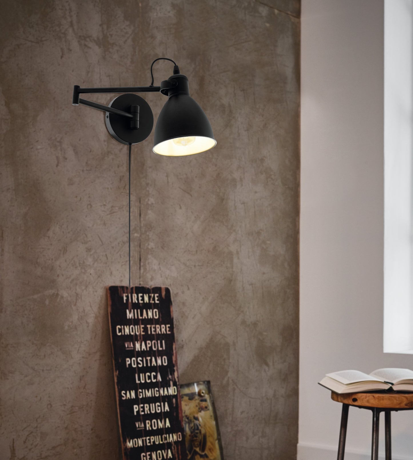 SAN PERI APLIQUE MURO NEGRO MOV. NEGRO 210X300 1X10W E27