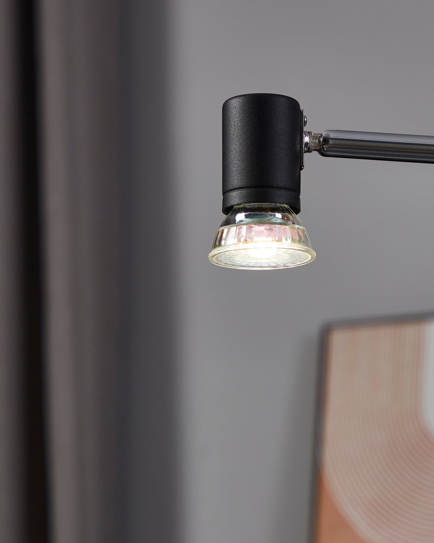 LM_LED_GU10 AMP L54  DM50 4000K GU10 2X3W